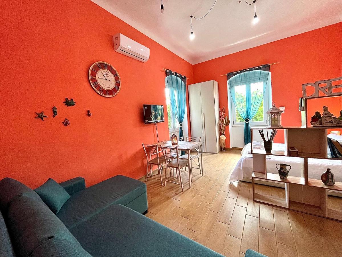 Ca Del Vins - Studio Flat In La Spezia Buitenkant foto