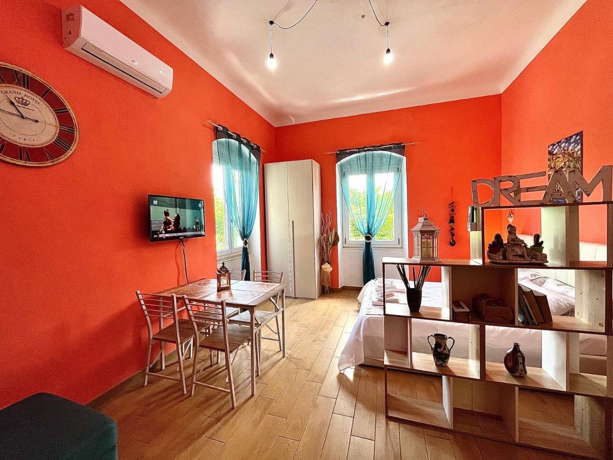 Ca Del Vins - Studio Flat In La Spezia Buitenkant foto