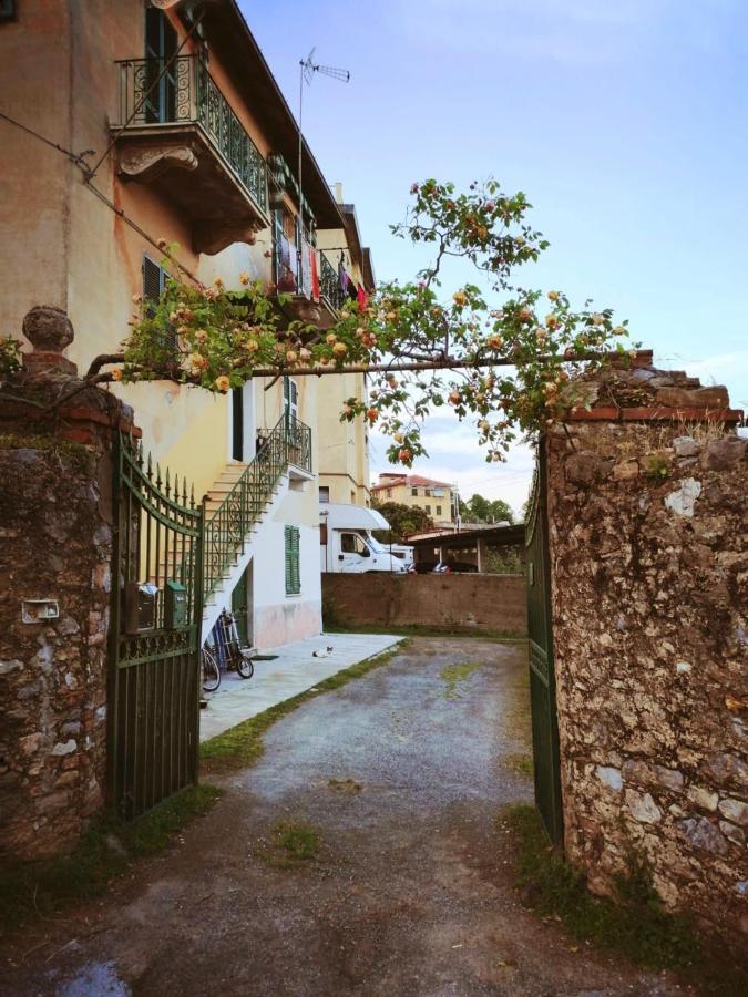 Ca Del Vins - Studio Flat In La Spezia Buitenkant foto